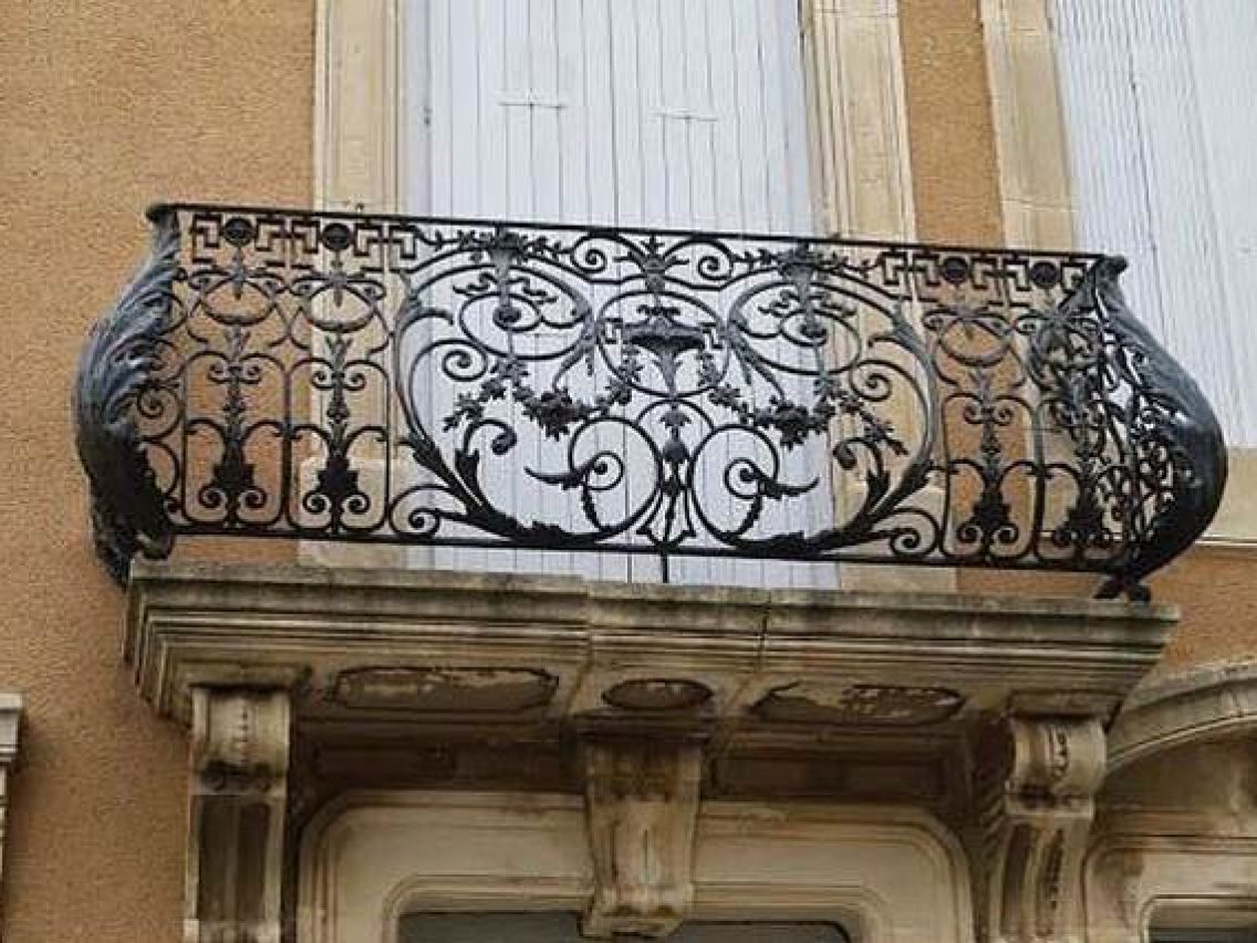 francezskie-kovannye-balkony-04