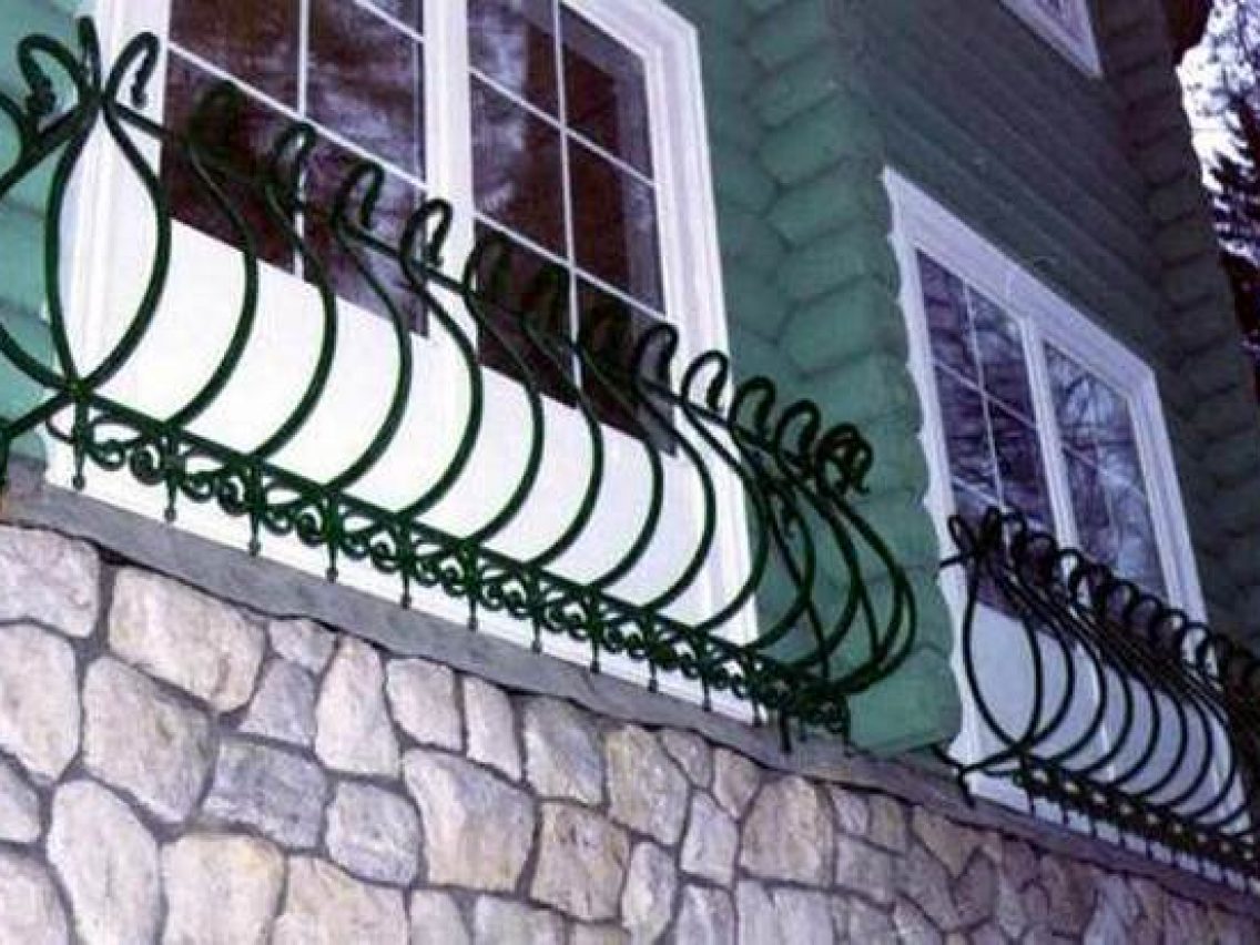 francezskie-kovannye-balkony-09
